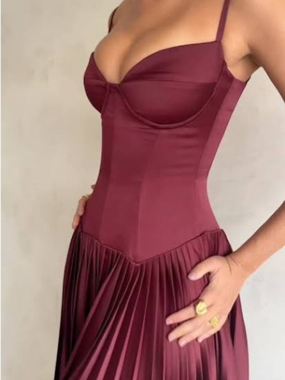 House of CB Pleated Midi Dress in Beau Wine color Size Medium Like New